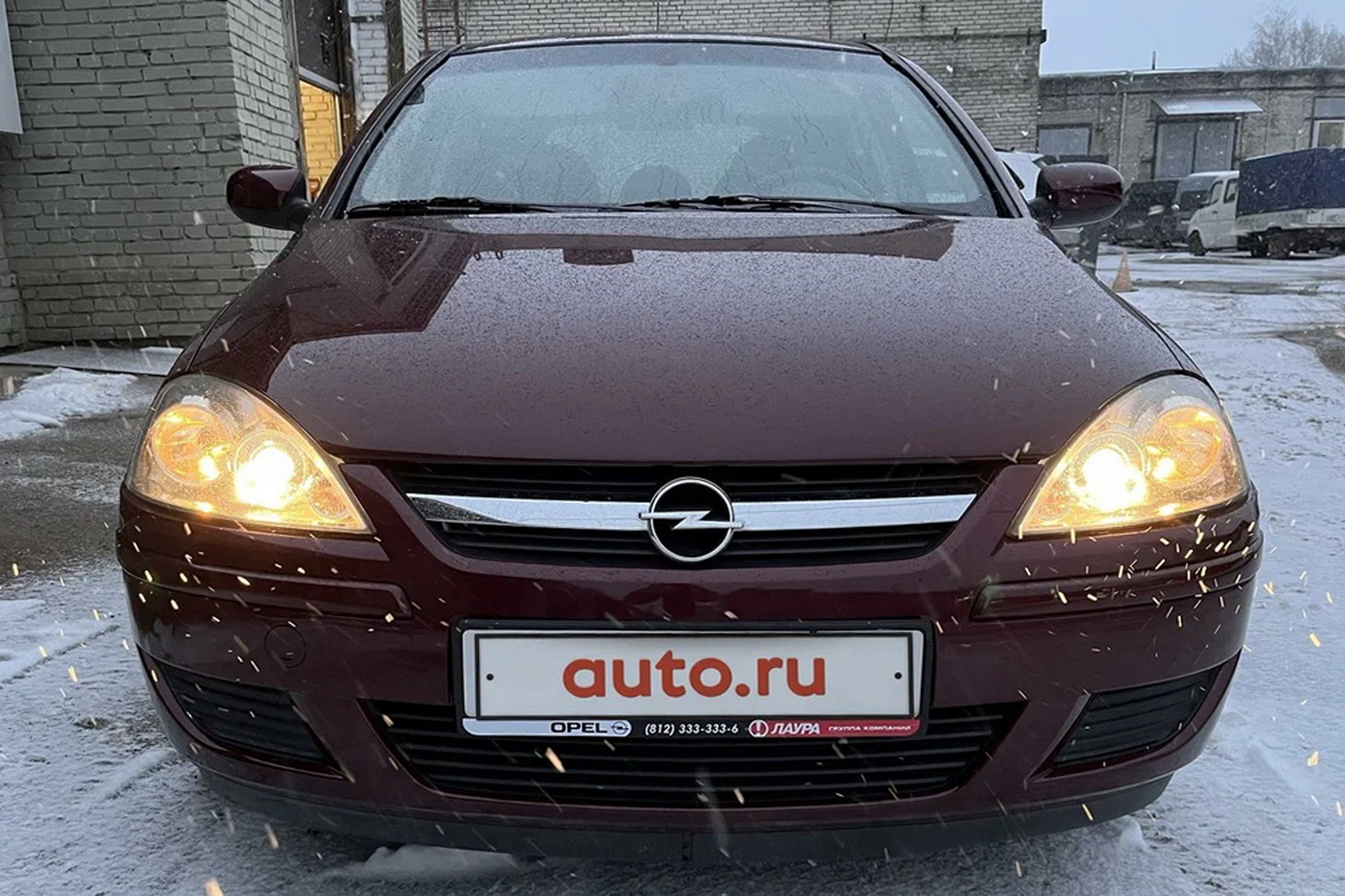 В России продают почти новый Opel по цене базовой Lada Granta